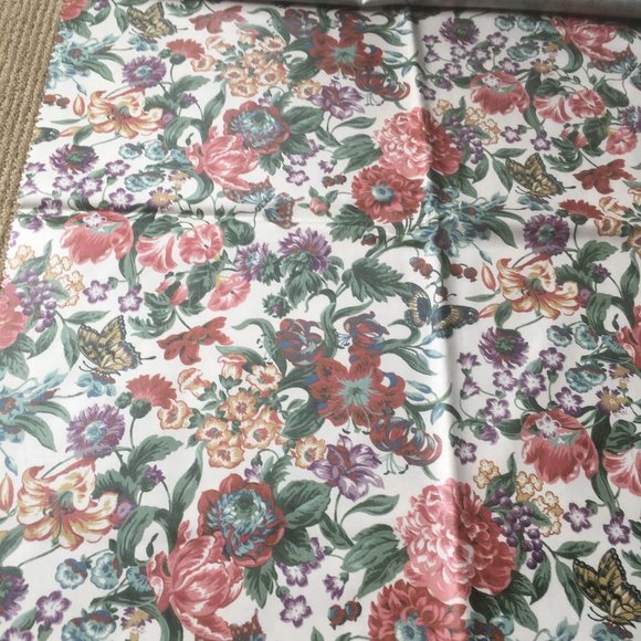 Decorative Fabric. Flowers & Butterflies. 5 pcs. - Picture 5 of 9